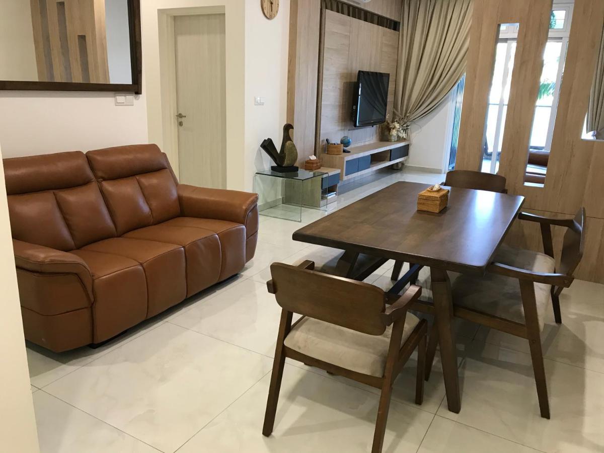 Ferienwohnung REBEC 5pax@Havona/Aeon/Ikea/Toppen/JB Johor Bahru Exterior foto